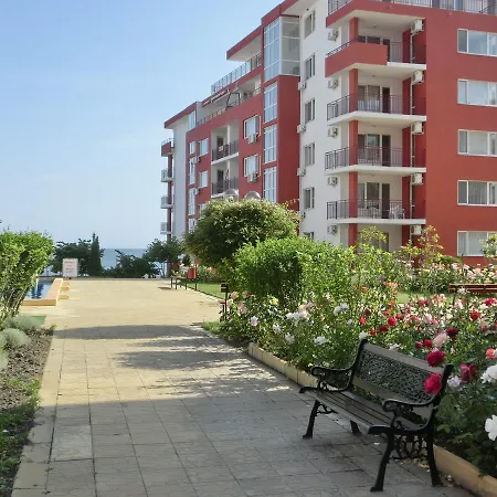 Sea View Apartment, Panorama, Pools And Beach,