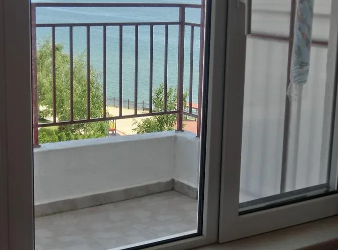 Sea View Apartment, Panorama, Pools And Beach,