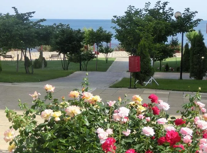 Sea View Apartment, Panorama, Pools And Beach, Apartament *